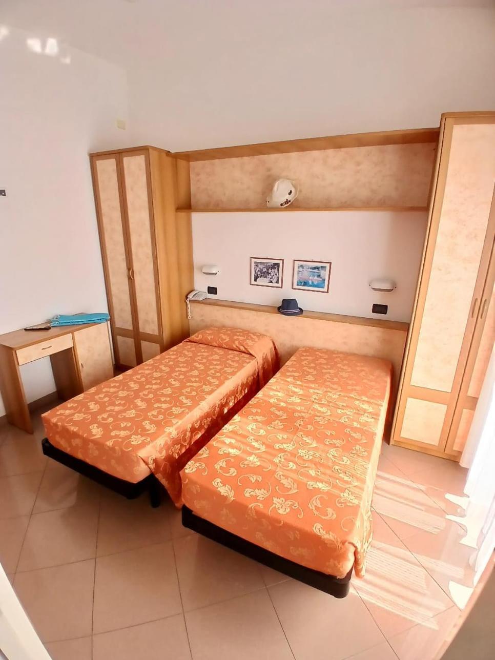 Hotel Garden Bellaria-Igea Marina Exterior foto